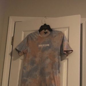 True Religion tie dyed tee shirt size XS!